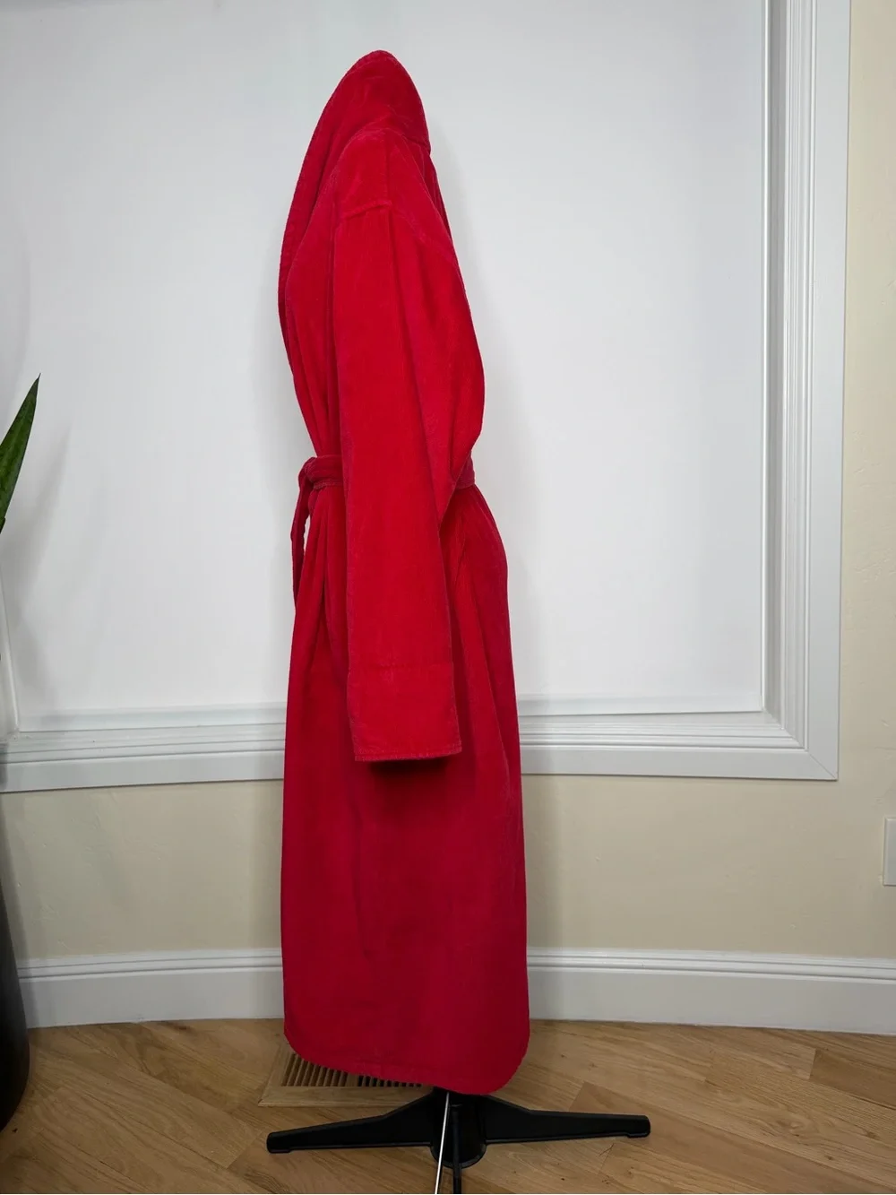 Victoria's Secret Red Plush Shawl Collar Bathrobe